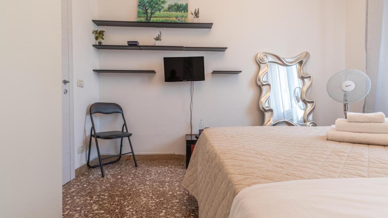 Grand Central By Alloro Su Treno - Affitti Brevi Italia Modena Room photo